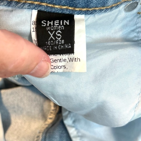 Shein,High-Waist,Raw Hem Flare Jeans, Fun, Funky and Fabulous,So Cool! Size XS - Picture 9 of 10
